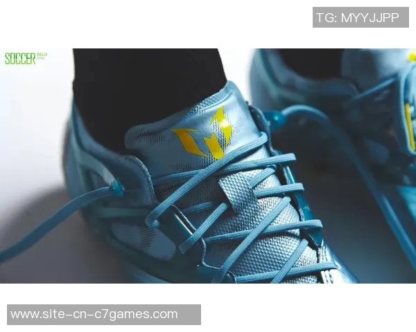 探索adidas足球包的魅力与实用性助你在球场上尽显风采 探索adidas足球包的魅力与实用性助你在球场上尽显风采